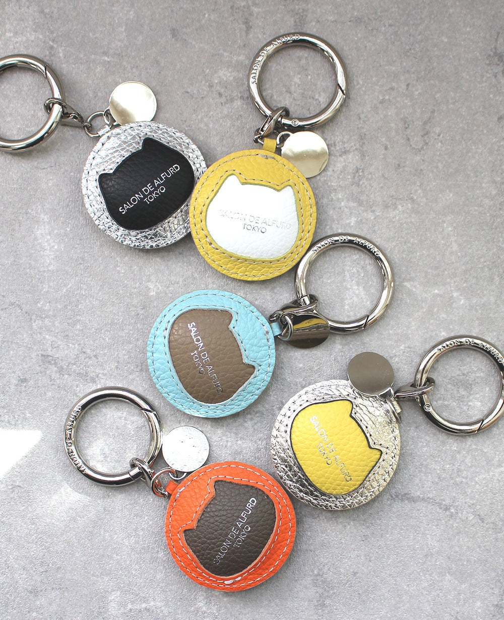 Cat Round Charm 1874