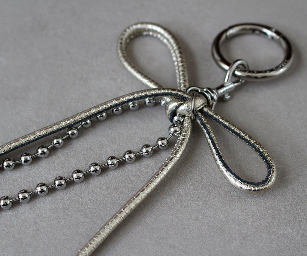 Ribbon Charm 1935
