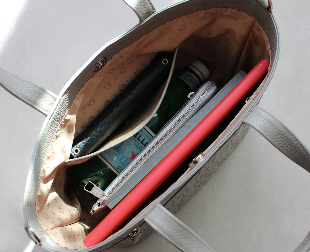 Jaguzi Tote Bag S – Star-Embossed Leather Version 1608-st