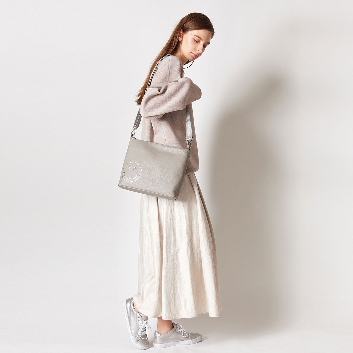 Smile Horizontal Pochette M size 1331