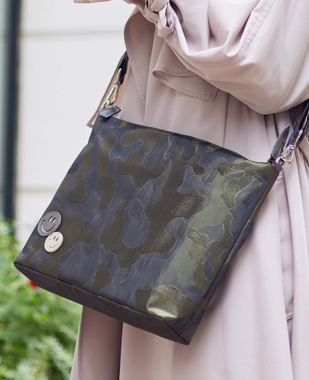 Smile Glitter Camouflage Horizontal Pochette M size 1622