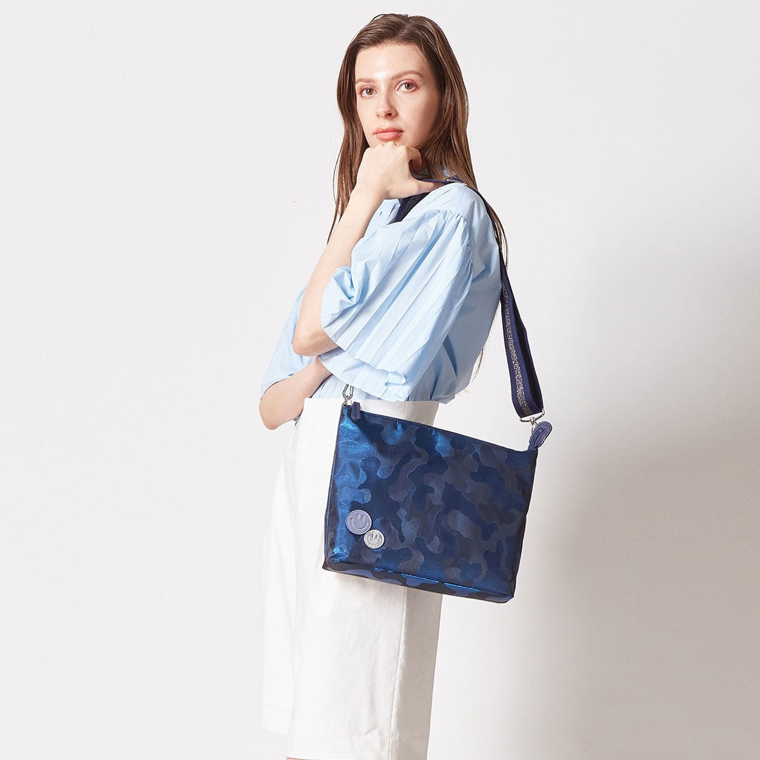 Smile Glitter Camouflage Horizontal Pochette M size 1622