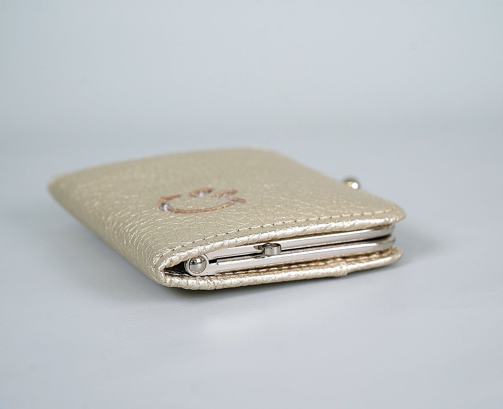 Smile Clasp Coin Case 1712