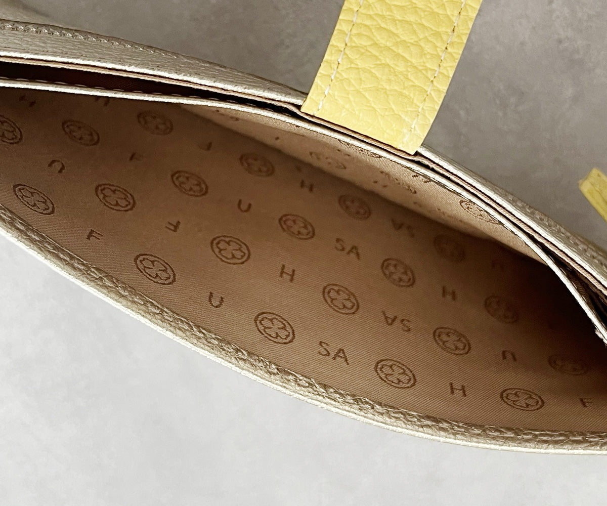 Fragment Wallet With Flap, Italian Shrink Embossed Leather Edition 1720-it