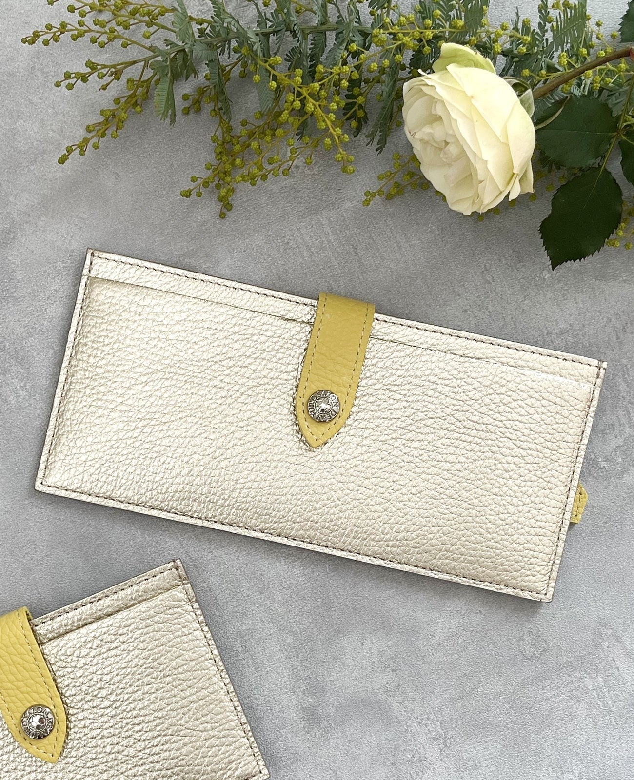 Fragment Wallet With Flap, Italian Shrink Embossed Leather Edition 1720-it