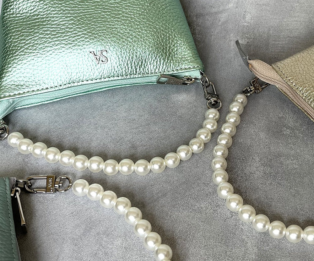 Pouch with Pearl Handle – SA Logo 1738-sa