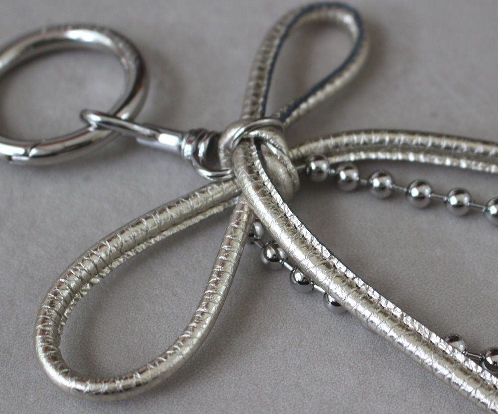 Ribbon Charm 1935