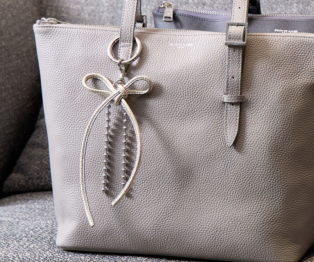 Ribbon Charm 1935