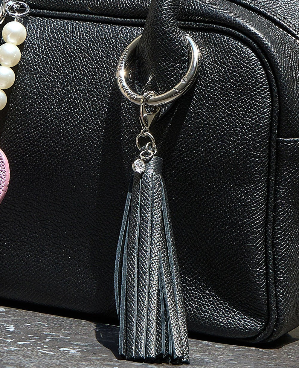 Tassel Charm 1933-gr