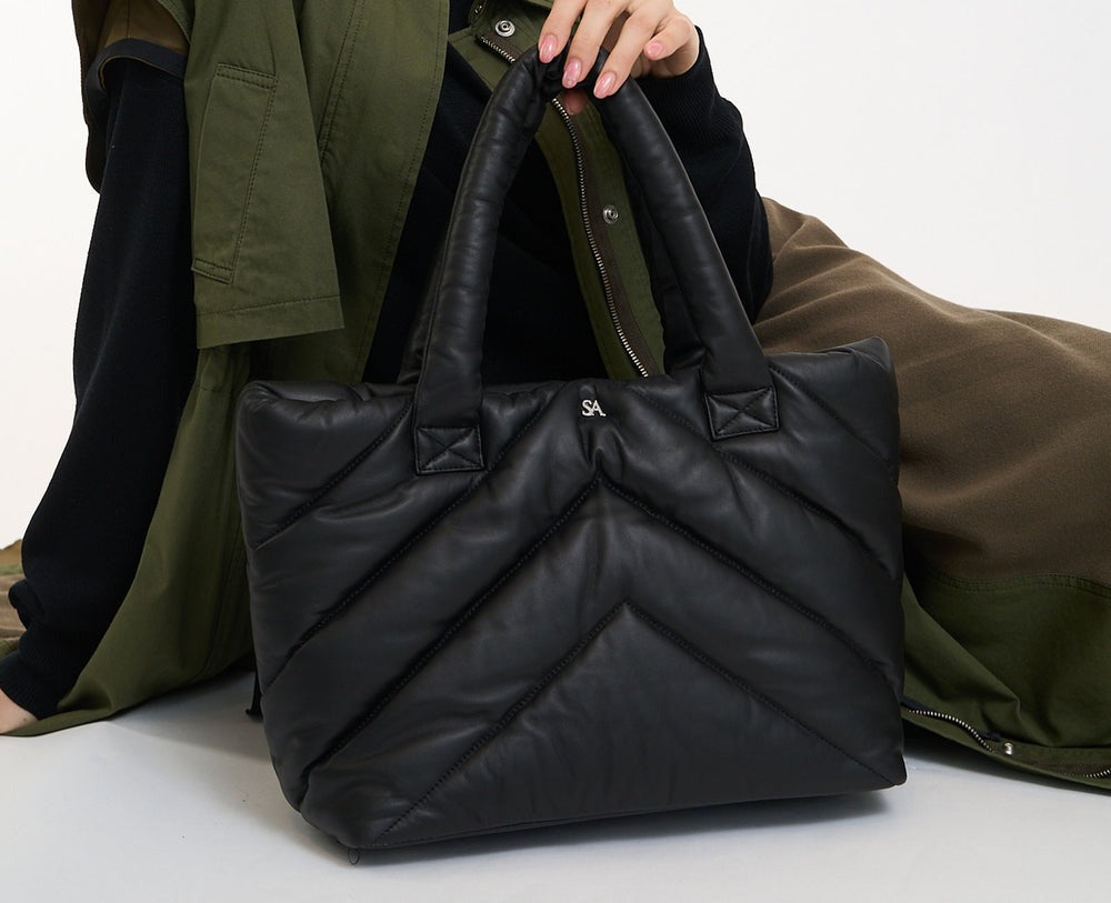 SA Logo Quilted Tote Sheepskin 1952