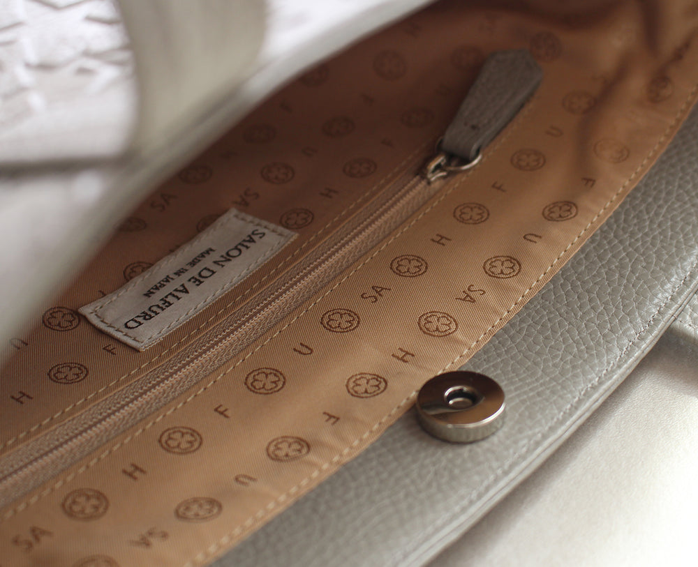 Jaguzi Tote Bag S – Star-Embossed Leather Version 1608-st