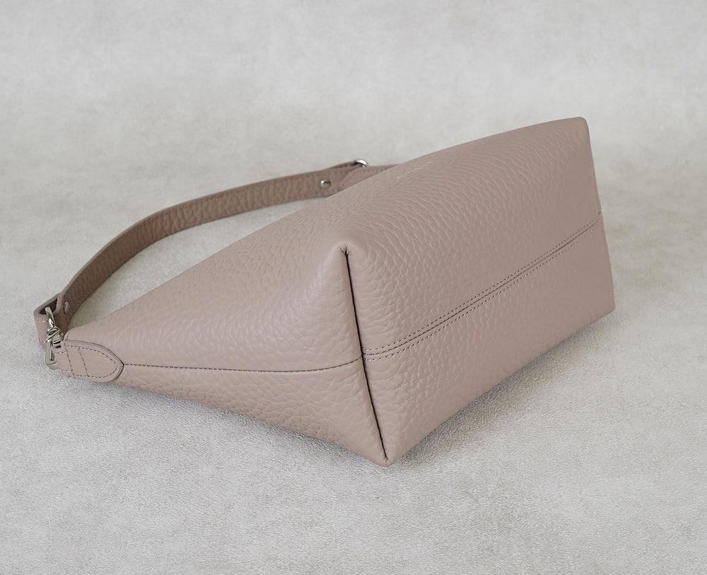 Carry 2-Way Shoulder Bag – Double-Face Leather Version 1985-wf