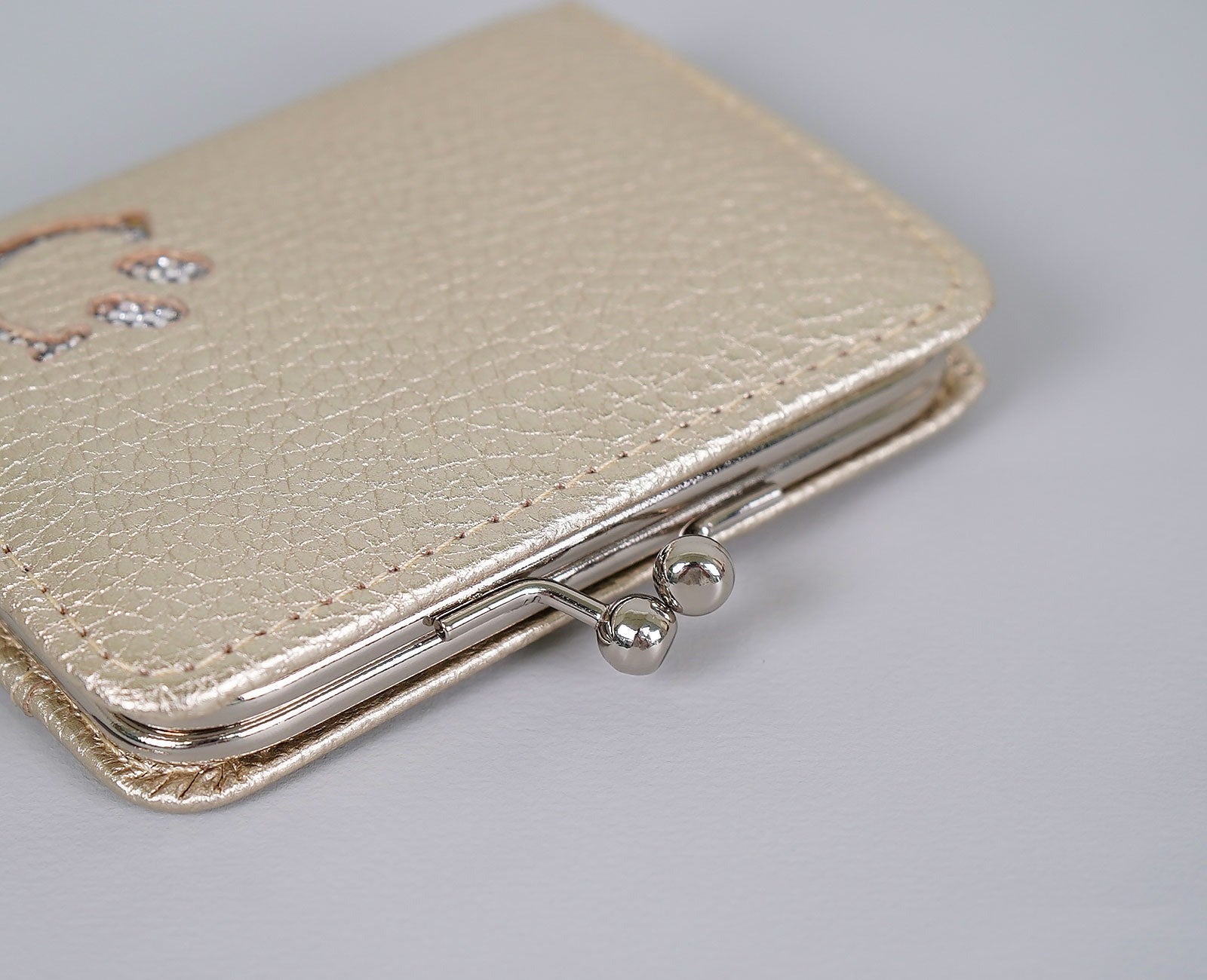Smile Clasp Coin Case 1712