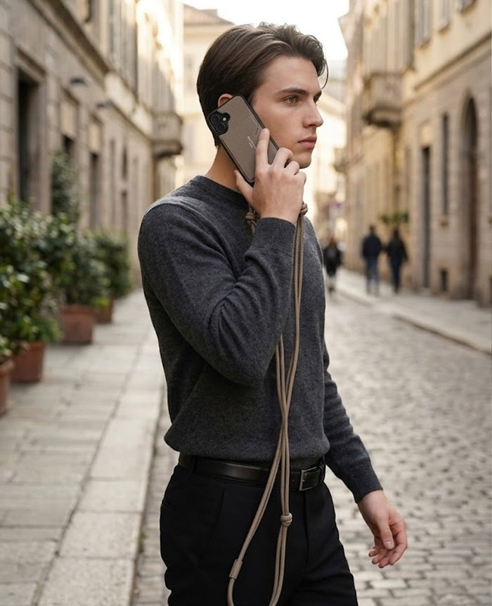 Pocket Smartphone Cover – Grained Calfskin 2016